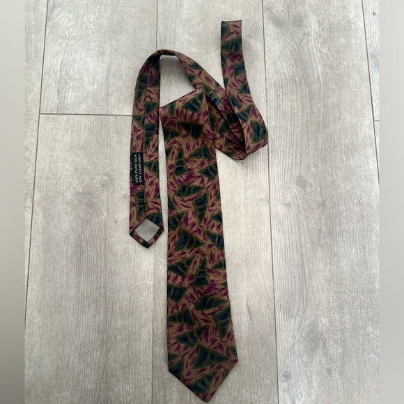 Vintage Giorgio Armani 100% Silk men’s tie - Picture 6 of 11